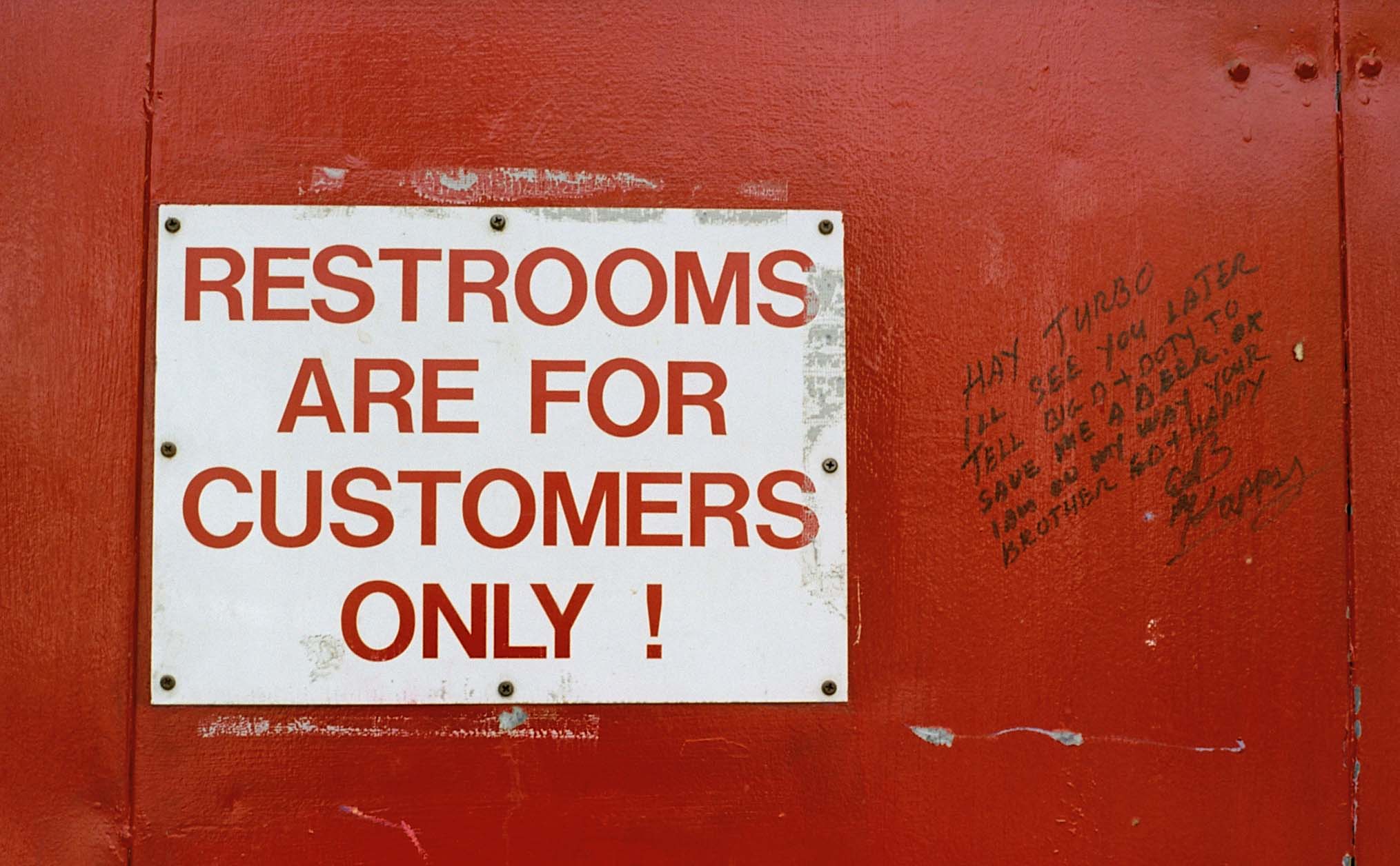 2006-phx-restroom-notice